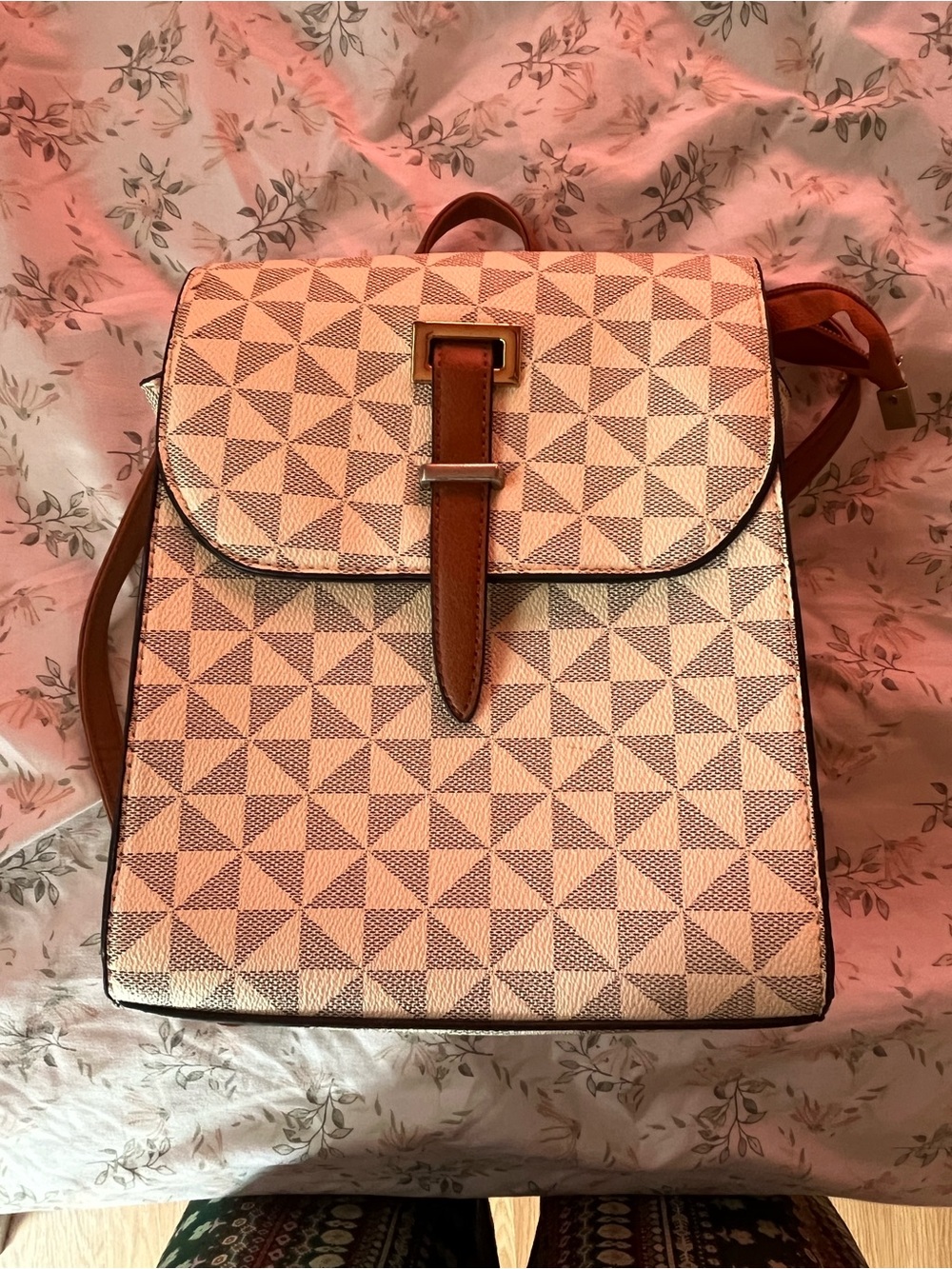 Geometric Pattern Tan and Cream Crossbody Backpack